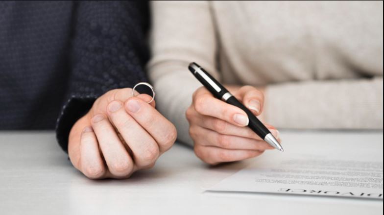 Best NRI Divorce Lawyers in Chandigarh Best NRI Divorce Lawyers in Chandigarh